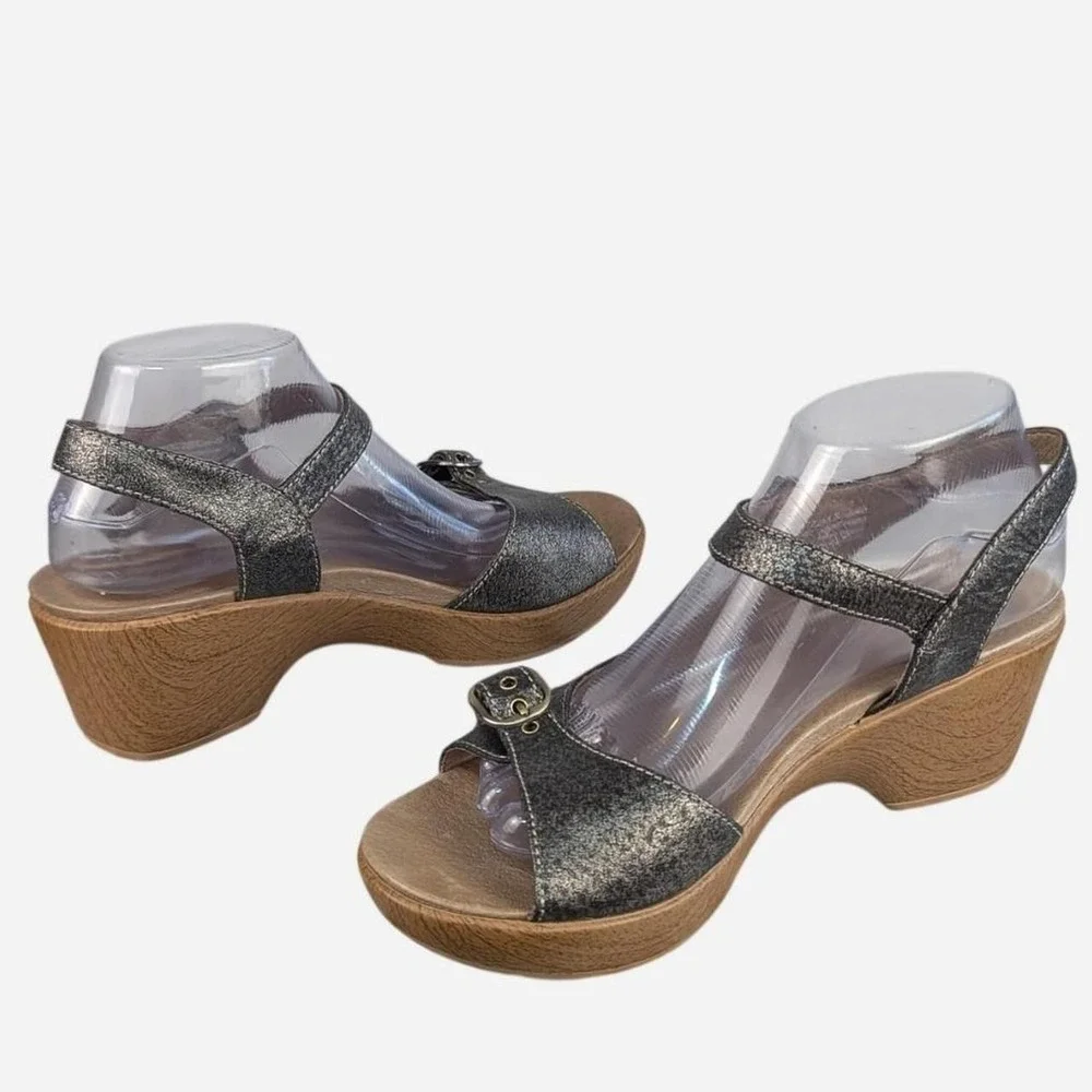 Dansko Joanie Pewter Metallic Leather Platform Sandals Size 9.5-10